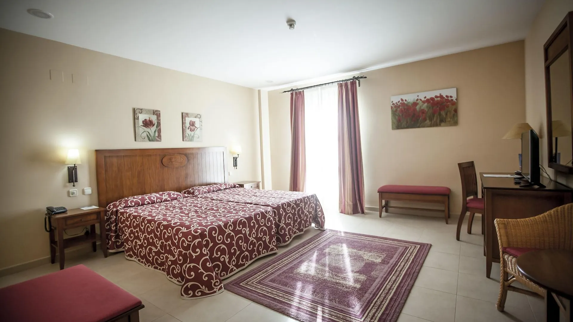 ****  Gran Hotel Ciudad Del Sur Puerto Real Spain