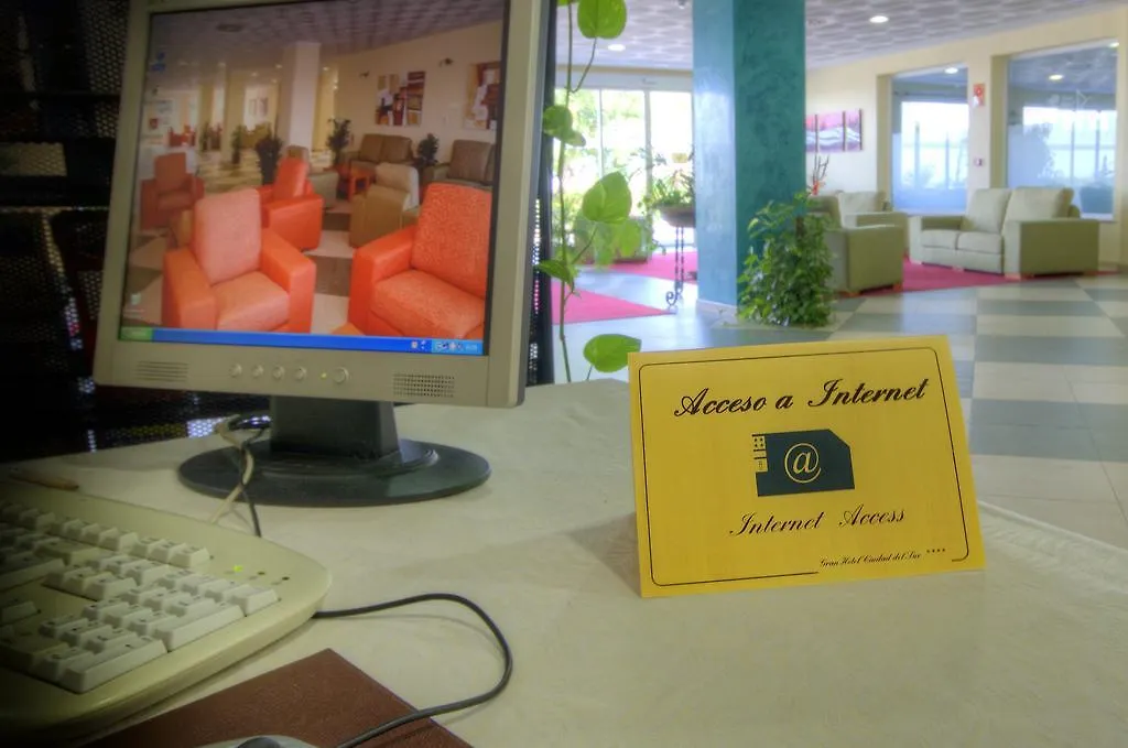 Gran Hotel Ciudad Del Sur Puerto Real 4*,